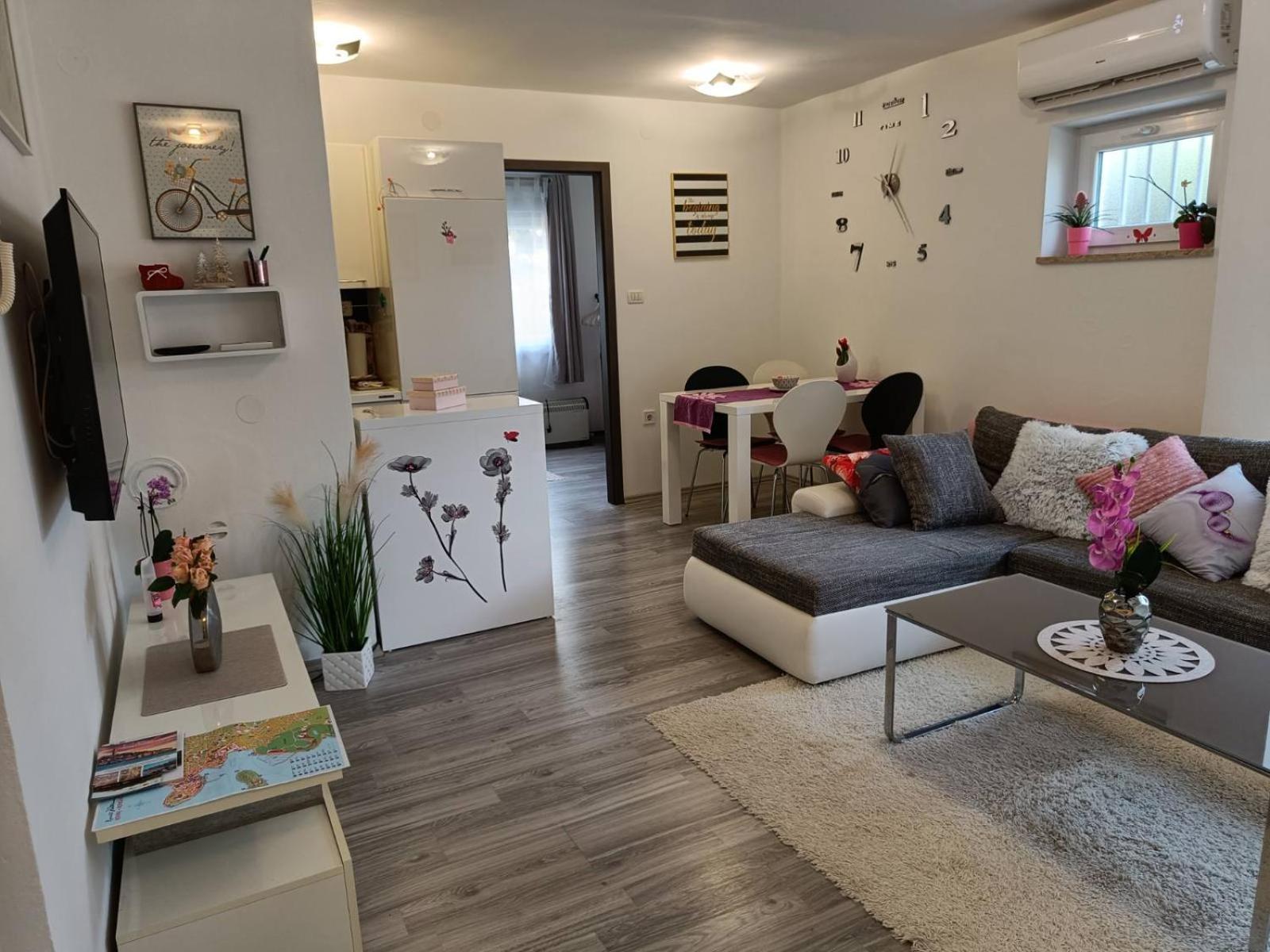 Apartments Mary & Free Parking Rovinj Zimmer foto